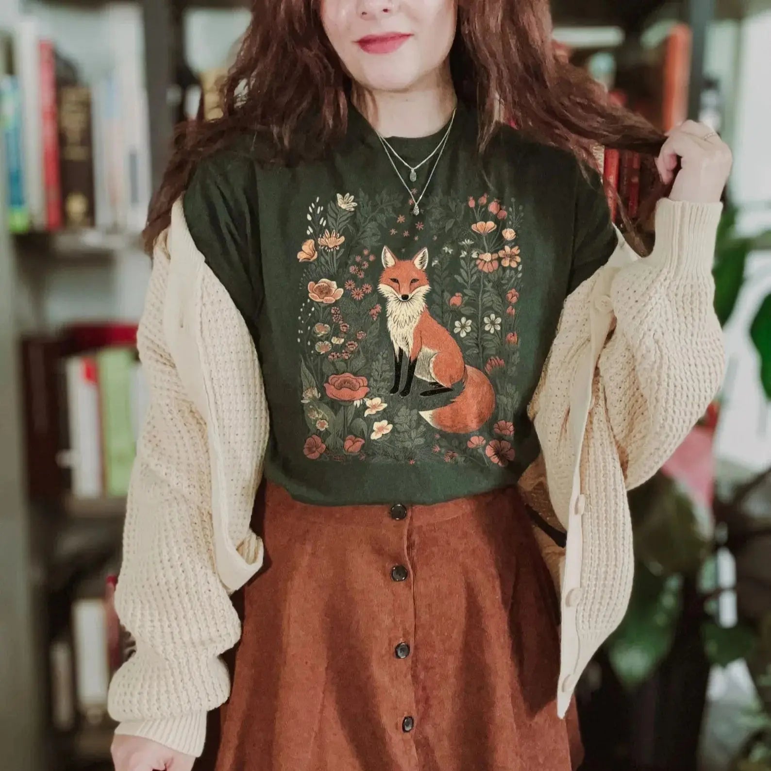 Woodland Lover Gift for Her Cute Flower Fox Shirt Vintage Floral Cottagecore Unisex Tee Funny Apparel Trendy Casual Streetwear
