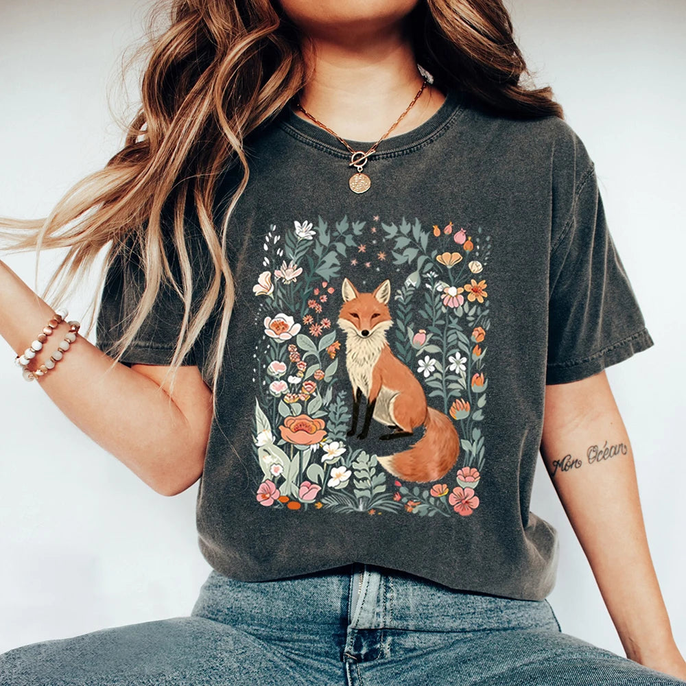 Woodland Lover Gift for Her Cute Flower Fox Shirt Vintage Floral Cottagecore Unisex Tee Funny Apparel Trendy Casual Streetwear